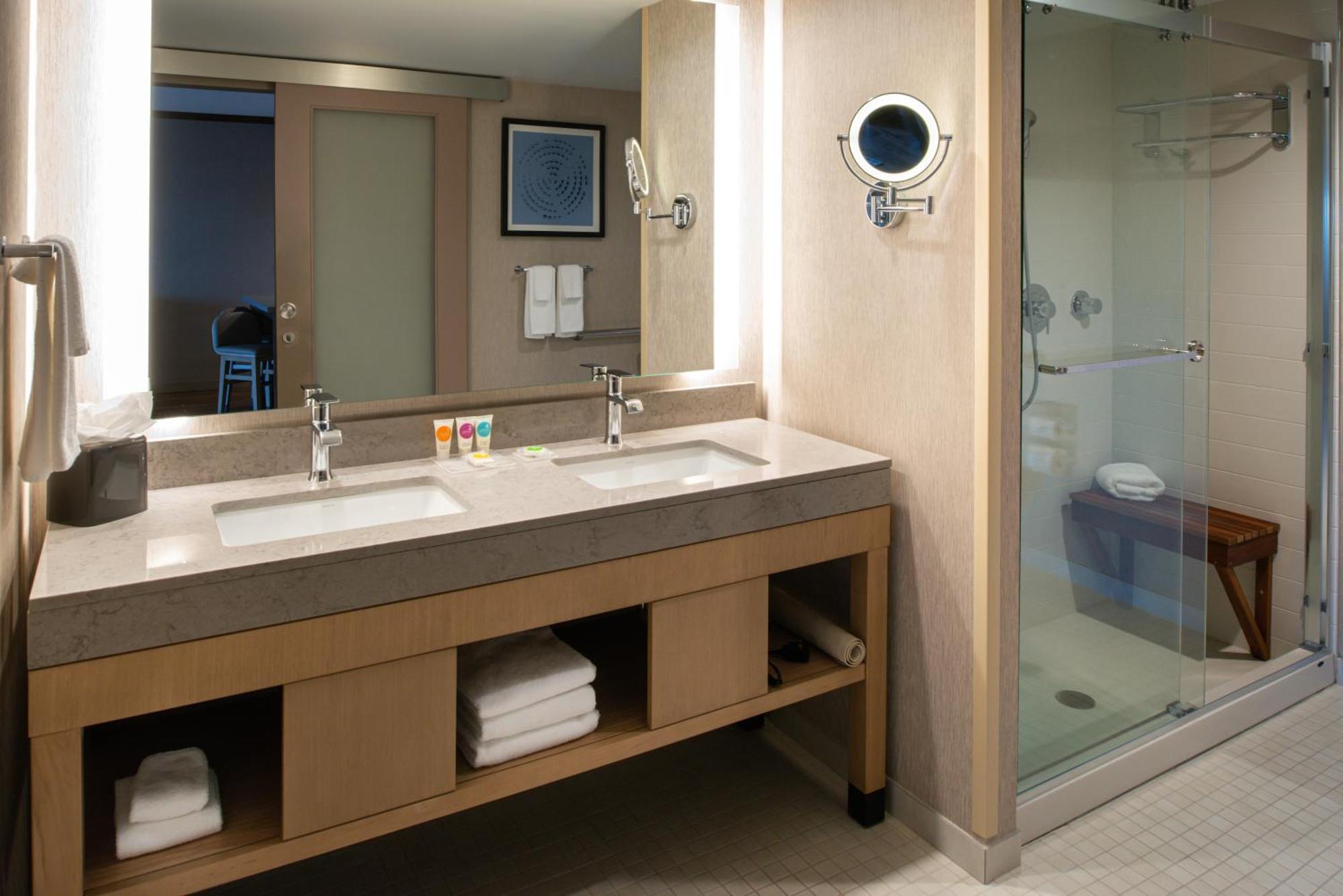 ไฮแอท เพลซ ชิคาโก/วิคเกอร์ พาร์ค Hotel ภายนอก รูปภาพ